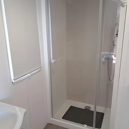 Kamp alanı Mobil 4 Personnes 30 M2 Sète