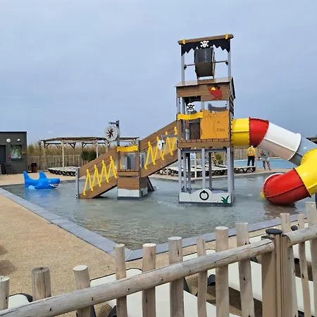 Kamp alanı Mobil 4 Personnes 30 M2